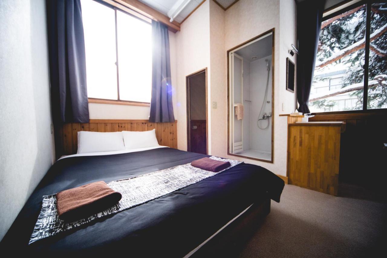 Hakuba Cortina Lodge Otari Extérieur photo