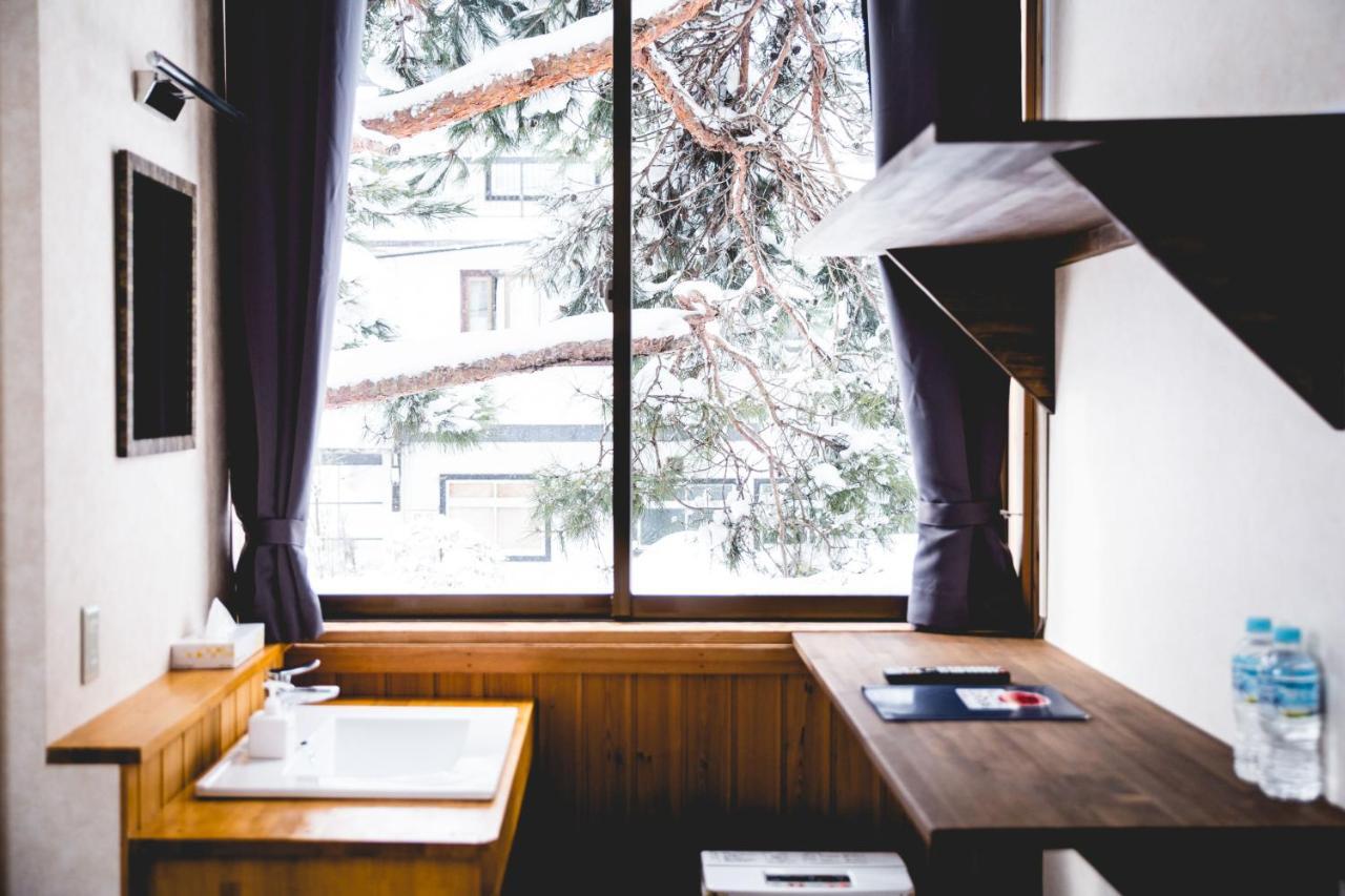 Hakuba Cortina Lodge Otari Extérieur photo